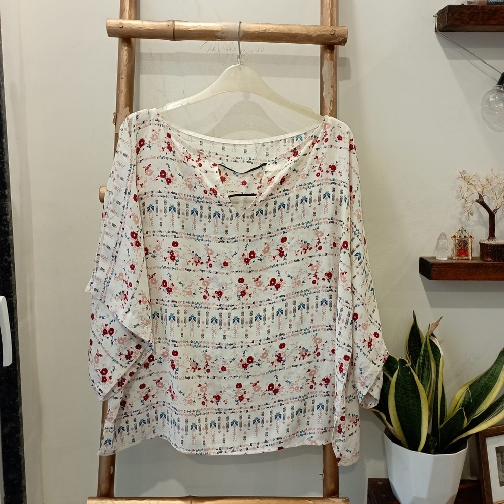 Floral Drop Shoulder Top - Picture 9 of 15